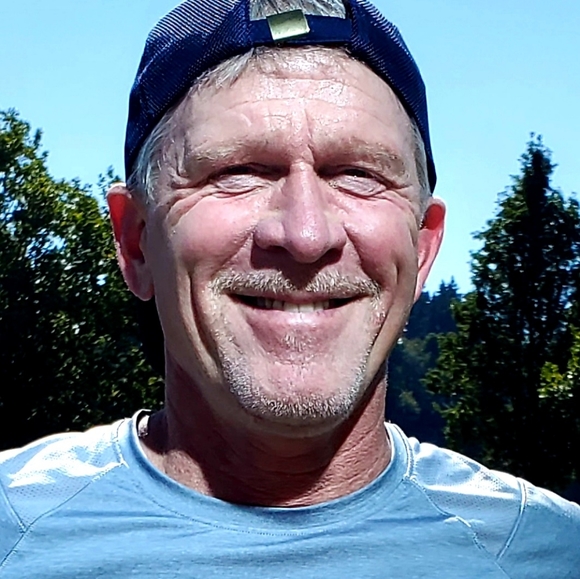 Meet your Posher, Steve - Picture 2 of 2